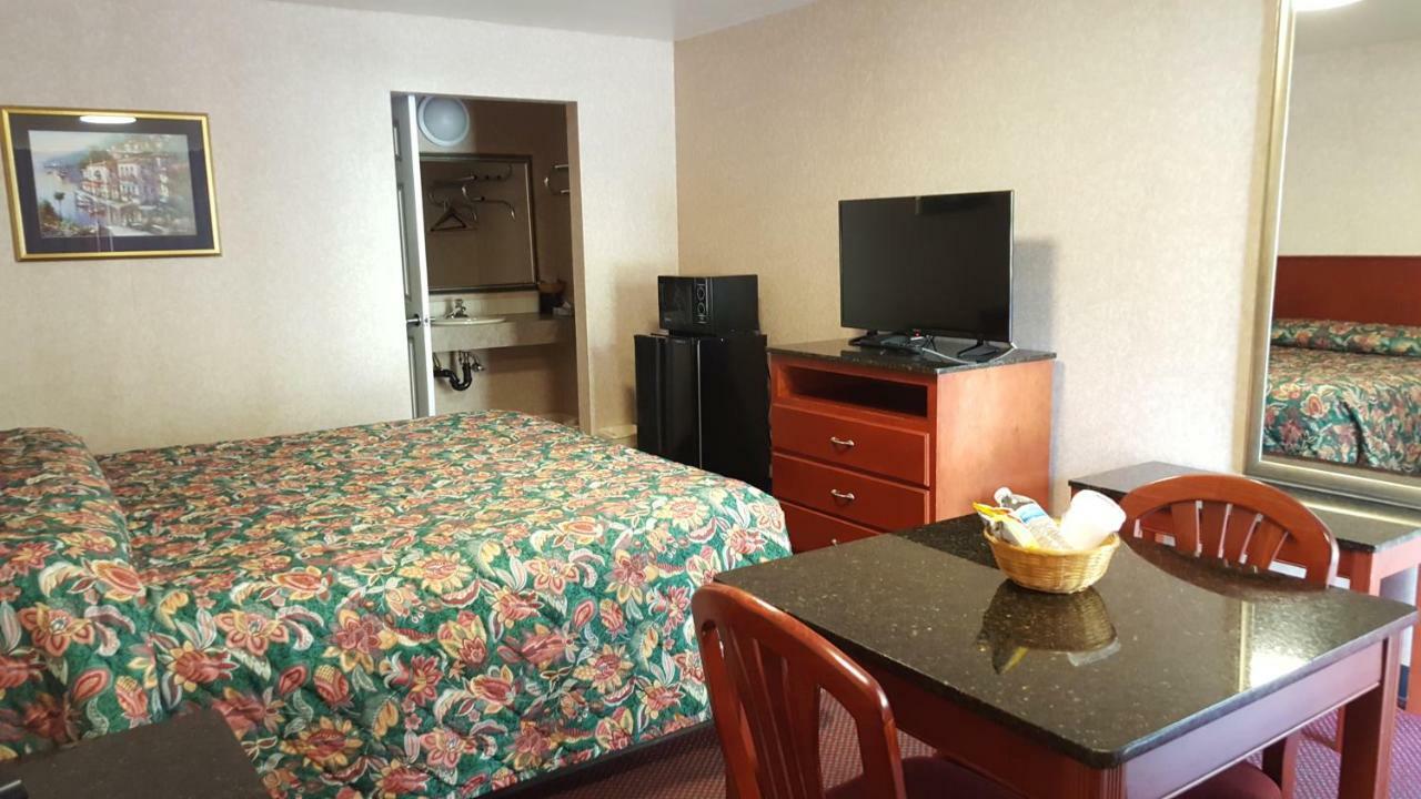 Atrium Inn & Suites Galloway Exteriér fotografie